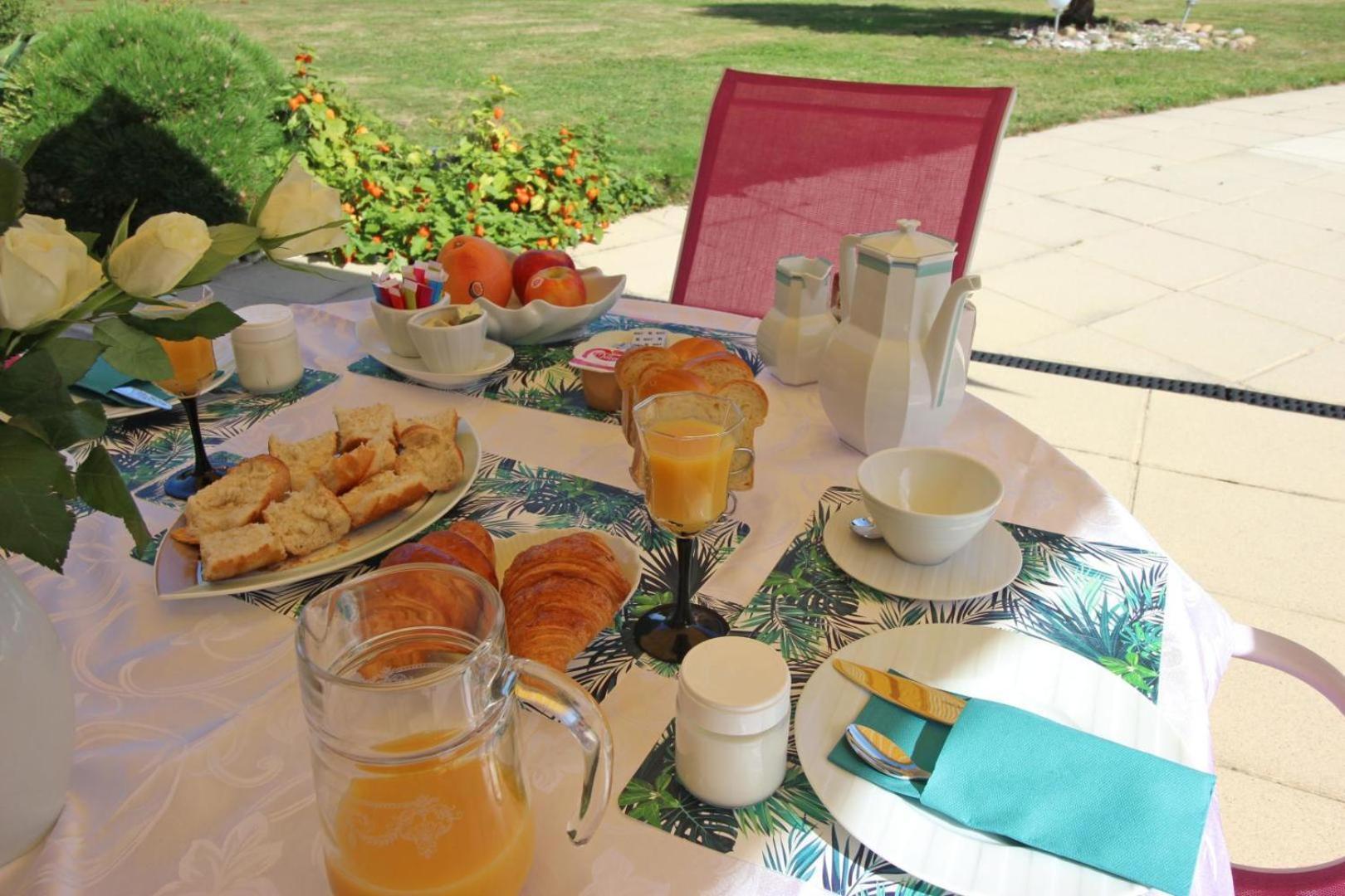 Les Carpes A Limoges Bed & Breakfast Luaran gambar